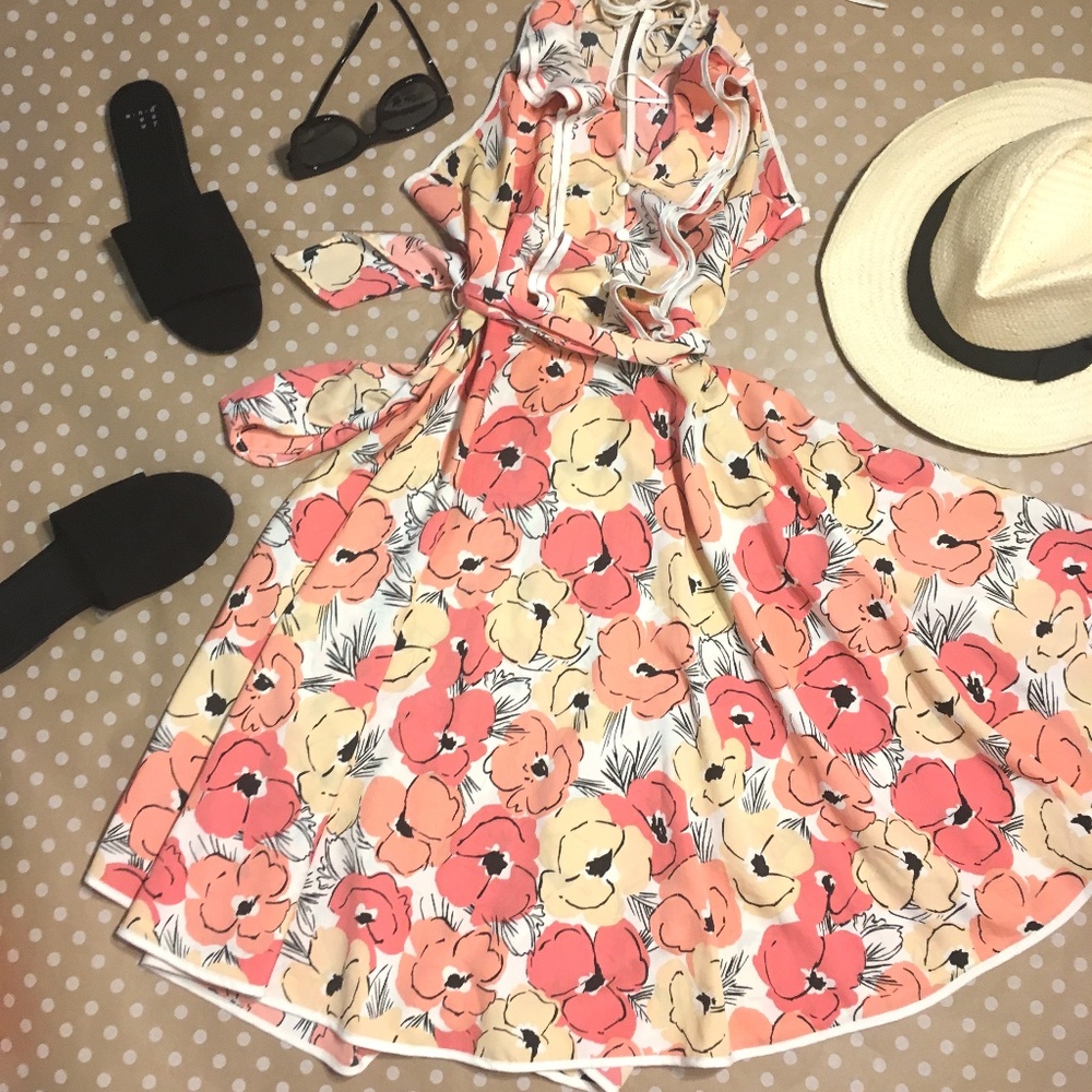 LC Lauren Conrad floral halter dress size 4